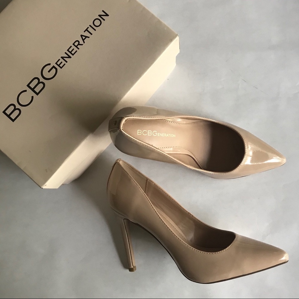 NIB BCBG Nude Heels Heidi Smooth Patent Sz 8